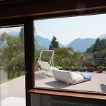 Mit Panoramablick & Terrasse Сasa de vacaciones *