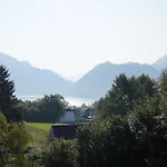 Mit Panoramablick & Terrasse Сasa de vacaciones *